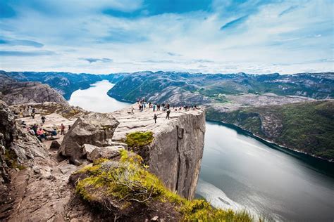 The video starts in ustaoset close to geilo moving on to some famous places starting with. How to Experience Kjerag, Pulpit Rock, and Trolltunga Like ...