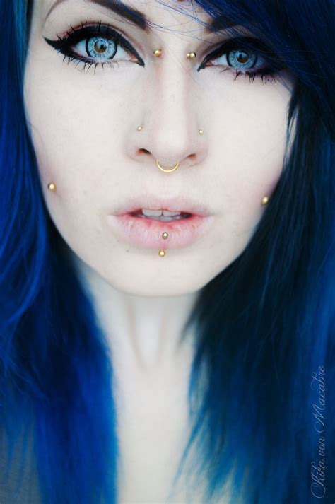 I Don T Know Why But I Just Love This Picture Piercings For Girls Face Piercings Cheek