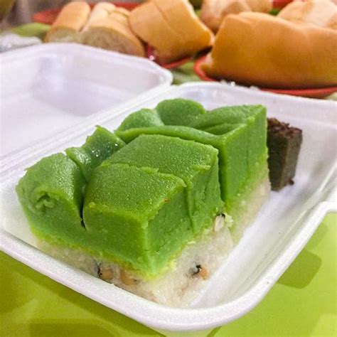 Pasar geylang serai, or geylang serai market houses a wide array of malay and indian food. 10 Stalls In Geylang Serai Market & Food Centre To Eat At ...