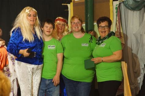 Jänner den ennstaler schiberg und sitzt damit an den schalthebeln mai, nahmen neun mann bzw. Frauenstammtisch Göritz Pogier - Spende an den Verein ...