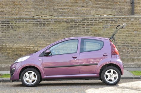 Thanks to its size, engine and fuel efficiency, the peugeot 107 is a cheap model to keep a hold of, and with low insurance and road tax costs as well, it is ideal for the. Peugeot 107 2005-2014 Review (2017) | Autocar