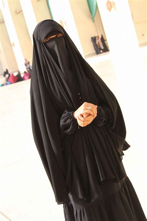 pin by alexa june on elegant muslim women fashion arab girls hijab niqab fashion