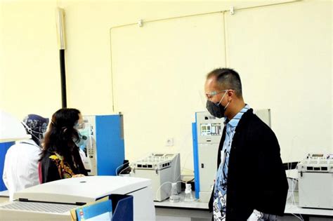 Berita terkini terbaru menyajikan kumpulan berita tentang politik, olahraga, ekonomi dan juga artis, khususnya di indonesia dan internasional. Kemenperin fokus mengembangkan obat modern asli Indonesia ...