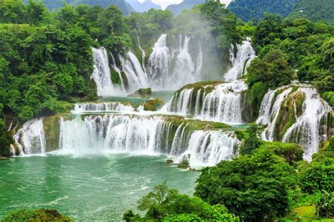 The 14 Most Amazing Waterfalls In The World Waterfall Beautiful