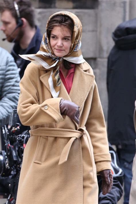 Katie Holmes On The Set Of The Kennedys After Camelot Tom Lorenzo