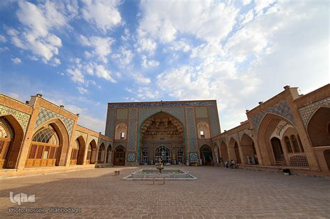 جامع قمأقدم مسجد في مدينة قم الايرانية