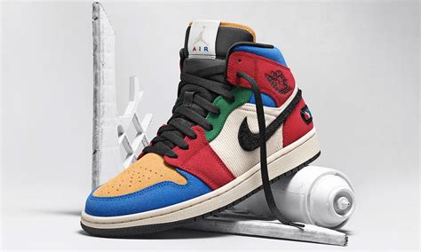 Saturday, november 9, 2019 the air jordan 1 mid se fearless (blue the great). Nike's "Blue The Great" Air Jordan 1 Mid Sneaker Drops Monday