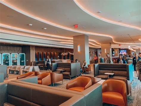 Inside Look Delta Sky Club At Lax Leilas List