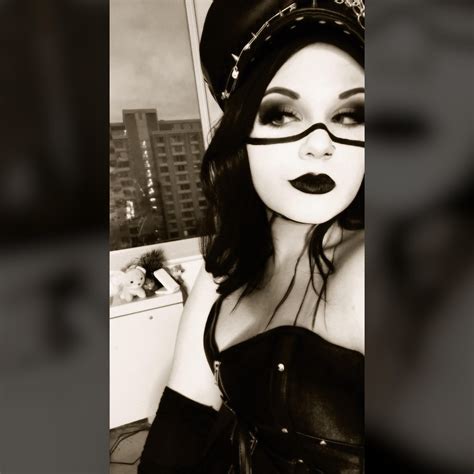 Happy Belated Halloween 🖤🤍 R Marilyn Manson