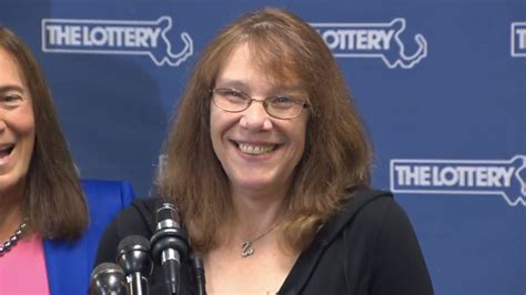 Massachusetts Winner Of 758m Lottery Jackpot Quits Job Bbc News