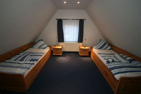 Das haus samland liegt schön ruhig in den dünen von juist. Appartement Kachelot - Haus Samland