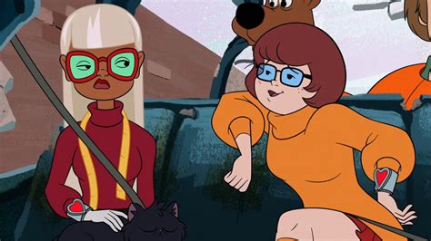 new scooby doo movie finally gives velma the gay crush she deserves film trendradars