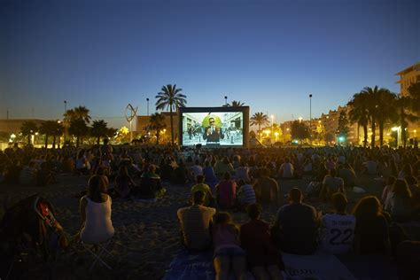 Éxito Del Festival De Cine Al Aire Libre De Málaga
