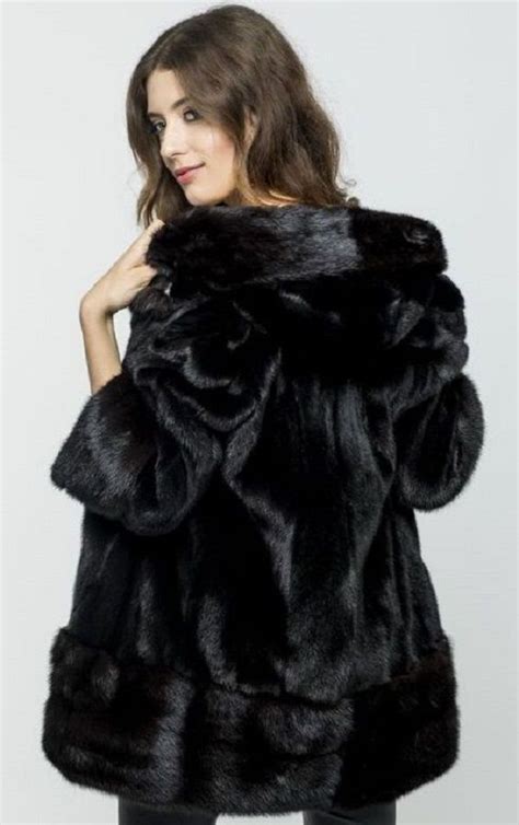 Black Hood Mink Fur Poses Lady Jackets Clothes Fur Coats Heart Quick