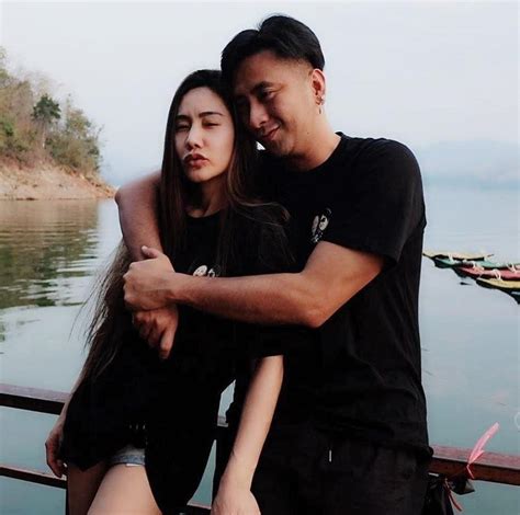 บอล เชิญยิ้ม เผยปม แจ๊ส ชวนชื่น แฉ มั่วหญิงนอกใจเมีย daradaily อัพเดต 19 ธ.ค. อัลบั้มภาพ ยูริ เมียบอล เชิญยิ้ม เปลือยหลังกลางม่อนแจ่ม ...
