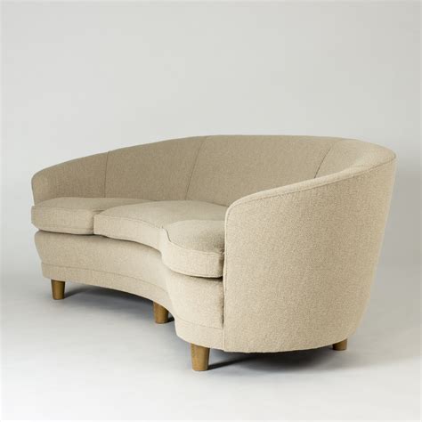 1940s curved sofa | Beautiful Vintage Midcentury Modern Design