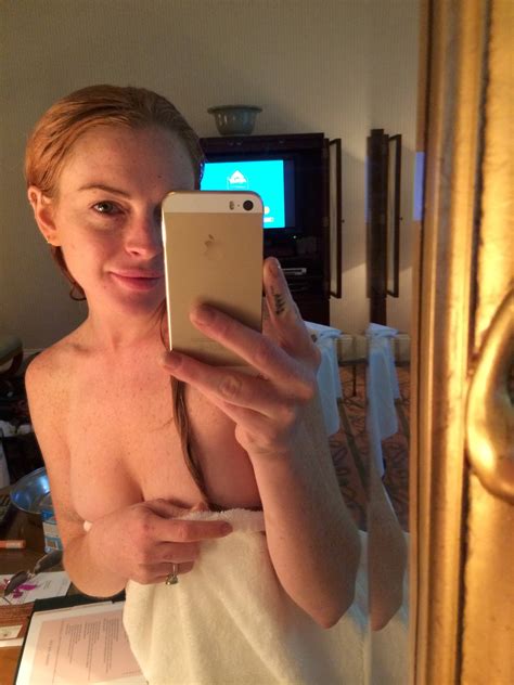 Lindsay Lohan Topless Big Breasts Hot Celebs Home