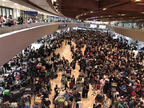 Naia Terminal 1 Still Crowded But Easing Up Hours After Runway