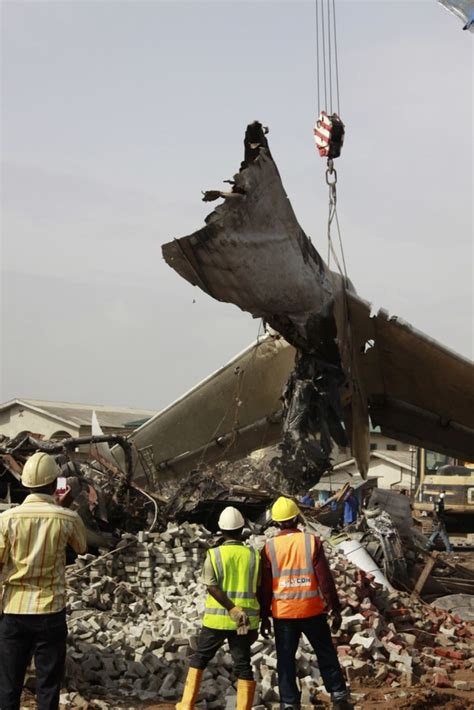 Death Toll For Americans Killed In Nigeria Plane Crash Now 9