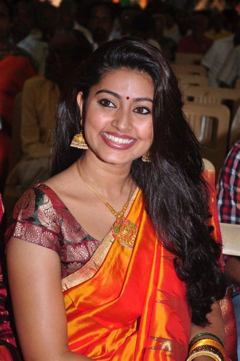 Sneha Hot Saree Stills Tamil Actress Sneha Saree Photos