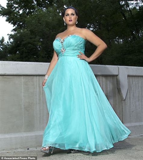 Why Are There So Few Plus Size Prom Dresses Daily Mail Online