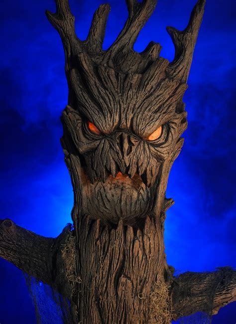 Haunted Tree Giant Halloween Prop Decoration For Scary Scenes