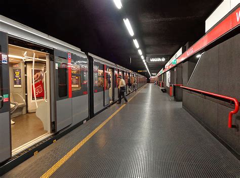 Milan Metro Wikidata