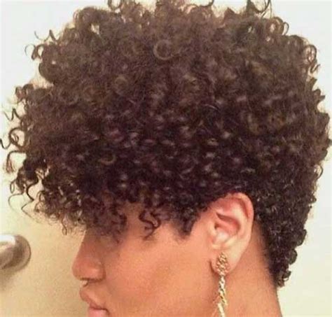 Natural hair weaves have been popular not only among ladies with african american hair but have been worn around the world in various forms for longer lengths offer more styling versatility, but shorter lengths tend to be easier to care for. 15 Nice Short Natural Curly Hairstyles | Short Hairstyles ...