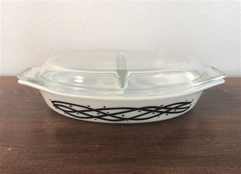 A Personal Favorite From My Etsy Shop Listing 513504624 Pyrex Divided