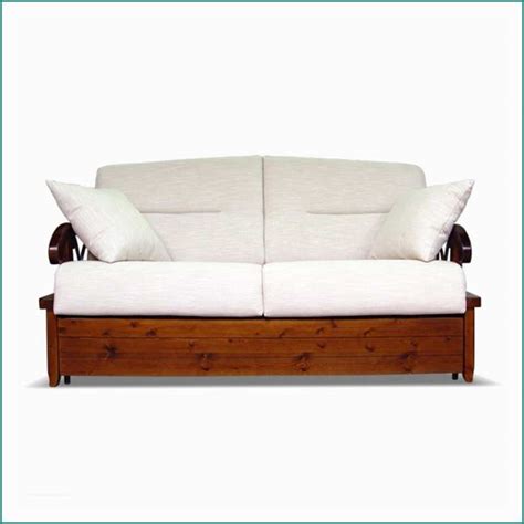 5 posti, composto da 2 poltroncine, 1 divanetto 3 posti e 1 tavolino. Divani In Legno Per Cucina E Divano 2 Posti Legno ...