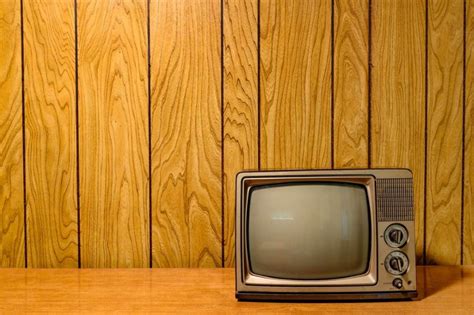 40 Things Every House In The 70s Had That No One Sees Today Wood