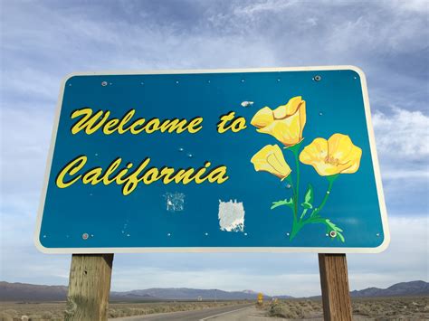 File2015 04 29 18 38 38 Welcome To California Sign At The Northwest