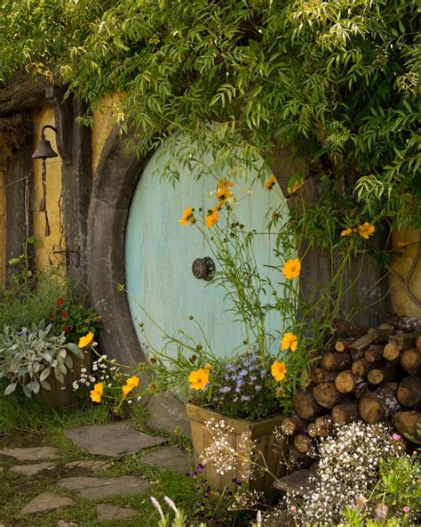 Transform Your Cabin Into A Hobbit Hole The Hip Horticulturist