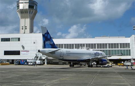 Stops along the way for food, shopping or restroom breaks are available. San Juan Airport, Puerto Rico - JN Bentley Ltd