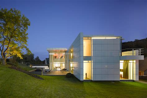 Luxembourg House By Richard Meier Built For Privacy And Seclusion