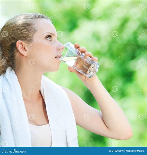 Woman Drinking Water After Exercise Stock Image Image Of Athlete