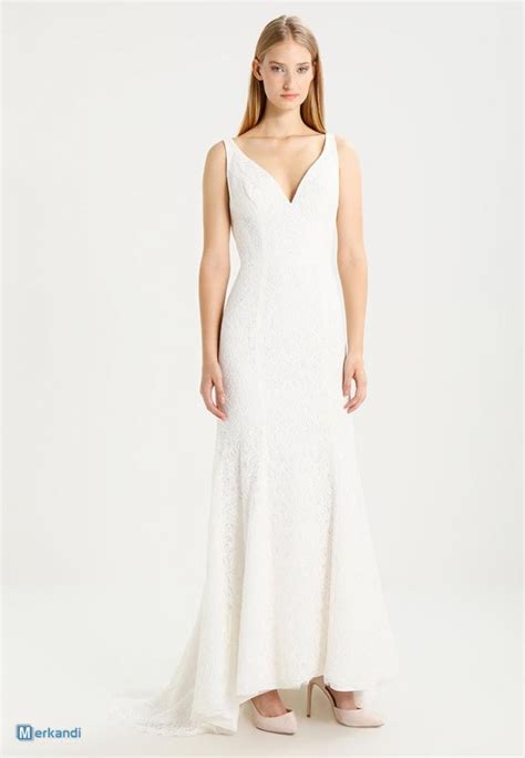 Wir verkaufen 10 brautkleider von der marke lillyneu und ungetragen.aktuelle kollektionnur anprobiert in unseren laden.mehr info modelle, gr. Zalando Brautkleider Restposten in Frankfurt am Main ...