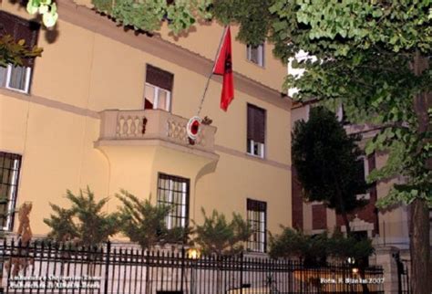 Proseguendo la navigazione accetta l'utilizzo dei cookie da parte nostra. Consolato e Ambasciata Albanese in Italia - Albania Trip