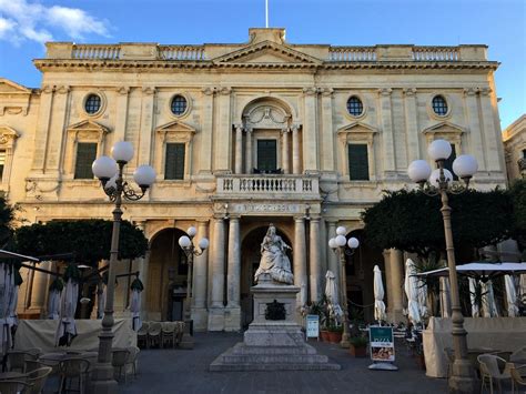 Services products programmes events contact us on: National Library of Malta - Maltatina
