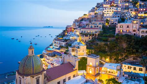 City Highlight Naples World Travel Guide