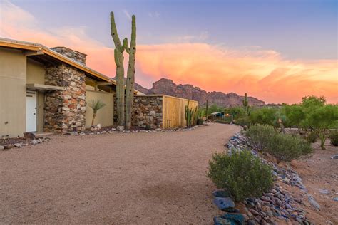 Paradise Valley Camelback Views For Land Or Renovation