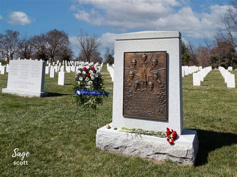 12 Famous Graves To Visit At Arlington National Cemetery