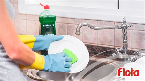 cómo desinfectar los estropajos de la cocina