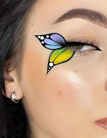 Butterfly Eyeliner Butterfly Eyeliner Is As Dreamy As It Can Be Here