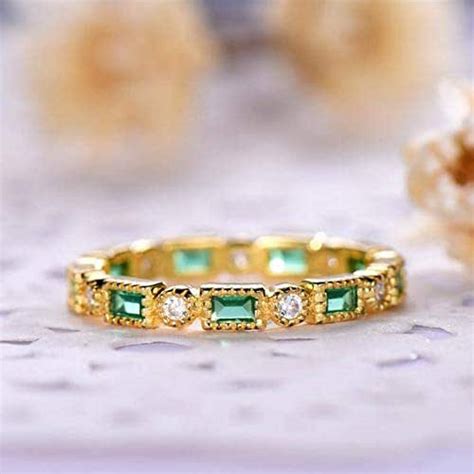 Https://tommynaija.com/wedding/lab Created Green Diamond Wedding Ring