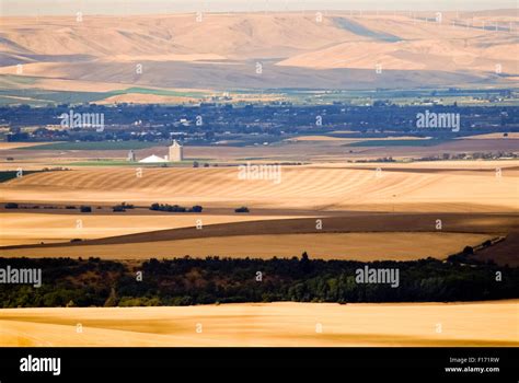 Yakima Valley Farms Hi Res Stock Photography And Images Alamy
