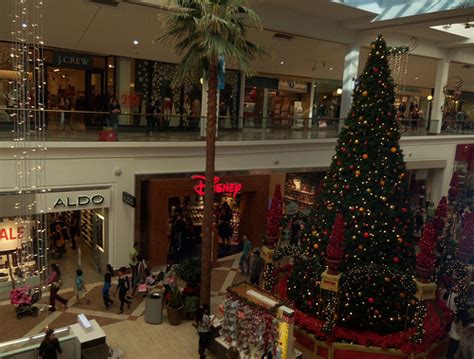 The major reason for releasing deals early is that, due to higher demand and delayed shipping times, waiting until black friday may cause you to have to wait until after christmas to receive your. 7 Los Angeles Malls Bringing Holiday Cheer To Black Friday ...