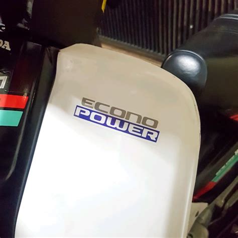 Dokumen ini menjelaskan bagaimana menggunakan produk motor honda model/tipe astrea grand. 20+ Inspirasi Posisi Stiker Pelengkap Honda C700 Original ...