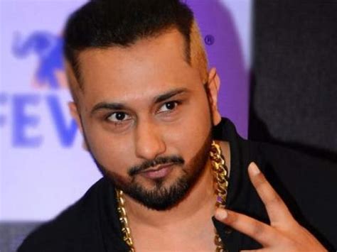 Yo Yo Honey Singh Completes The Shoot For His Next Singledespite Thunderstorm Punjabi Movie