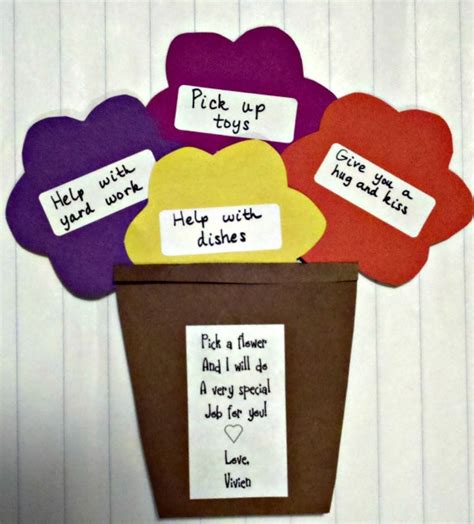 We may earn commission from links on this page, but we only recommend products we back. 28 Simple Mother's Day Crafts and Gift Ideas - Teach Junkie